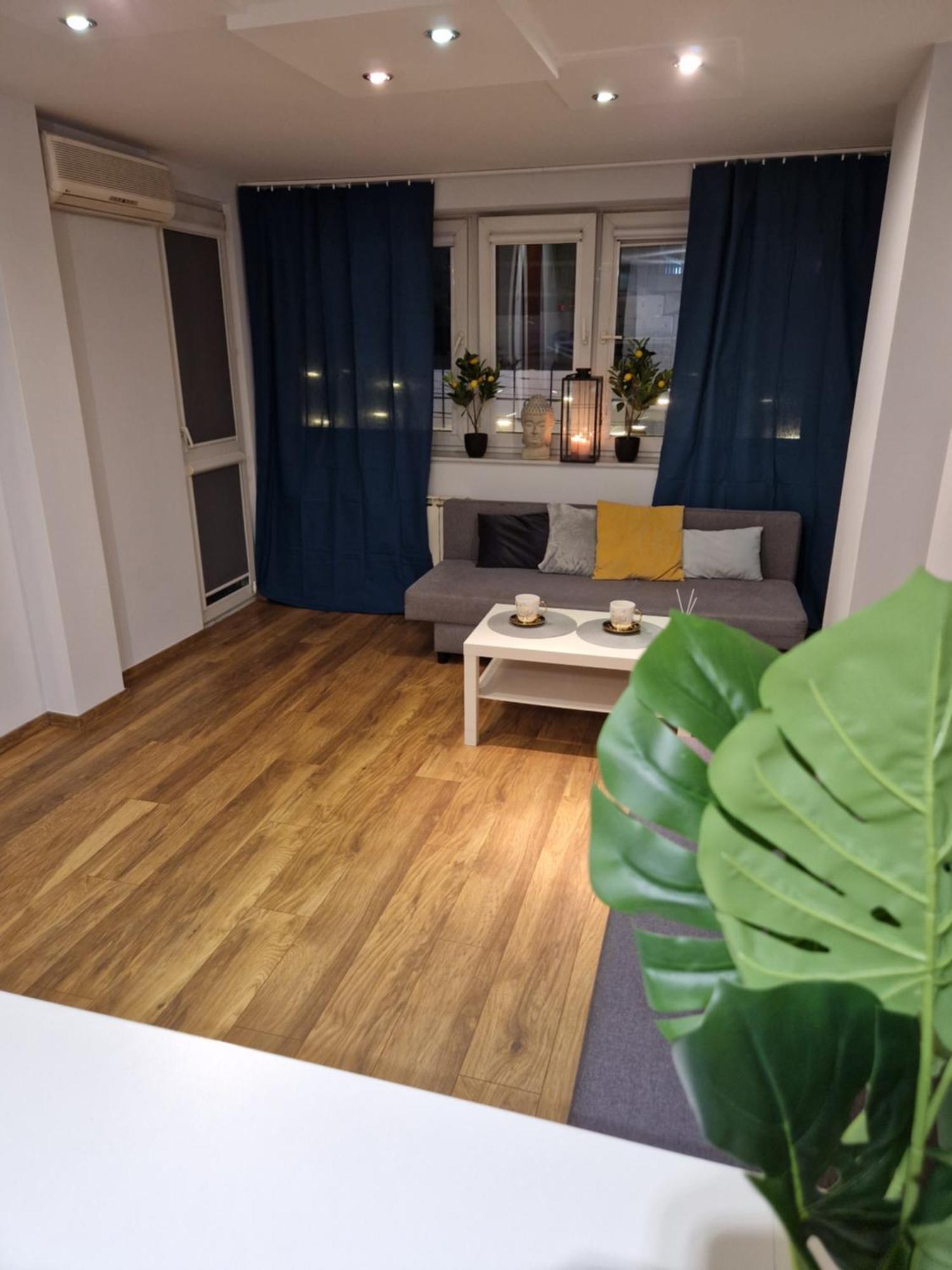 View Apartments And Rooms Appartement *